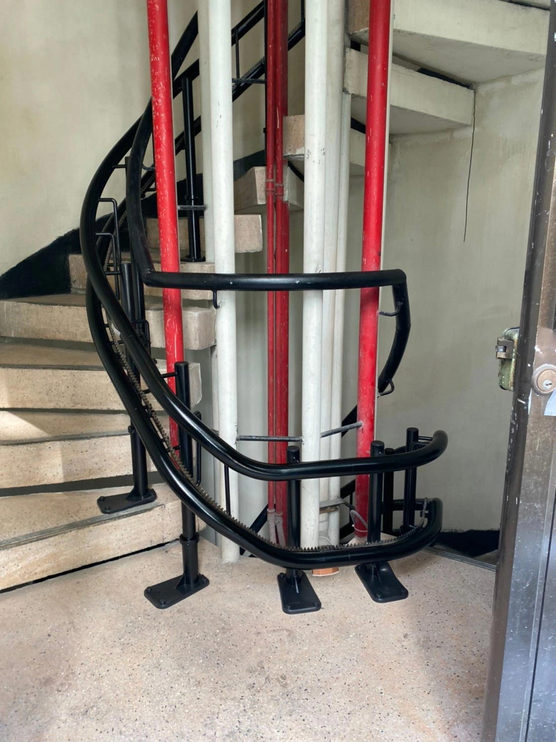Spiral staircase-Curved-black-B1-4F (5)